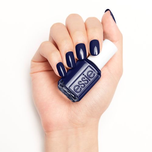 Essie 923 step out of line lak za nokte​ slika 4