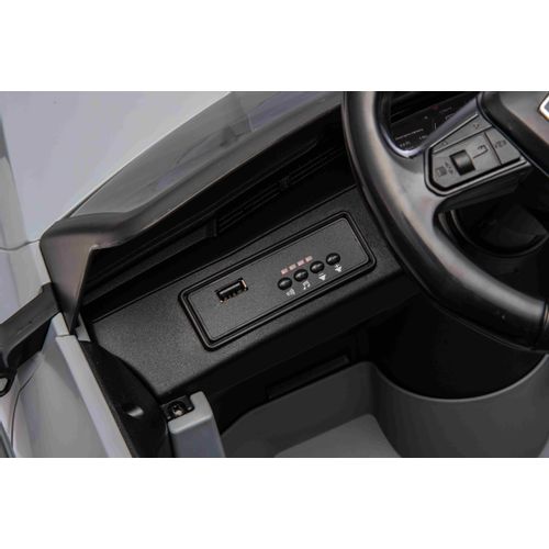 Licencirani auto na akumulator Audi SQ8 - sivi slika 5